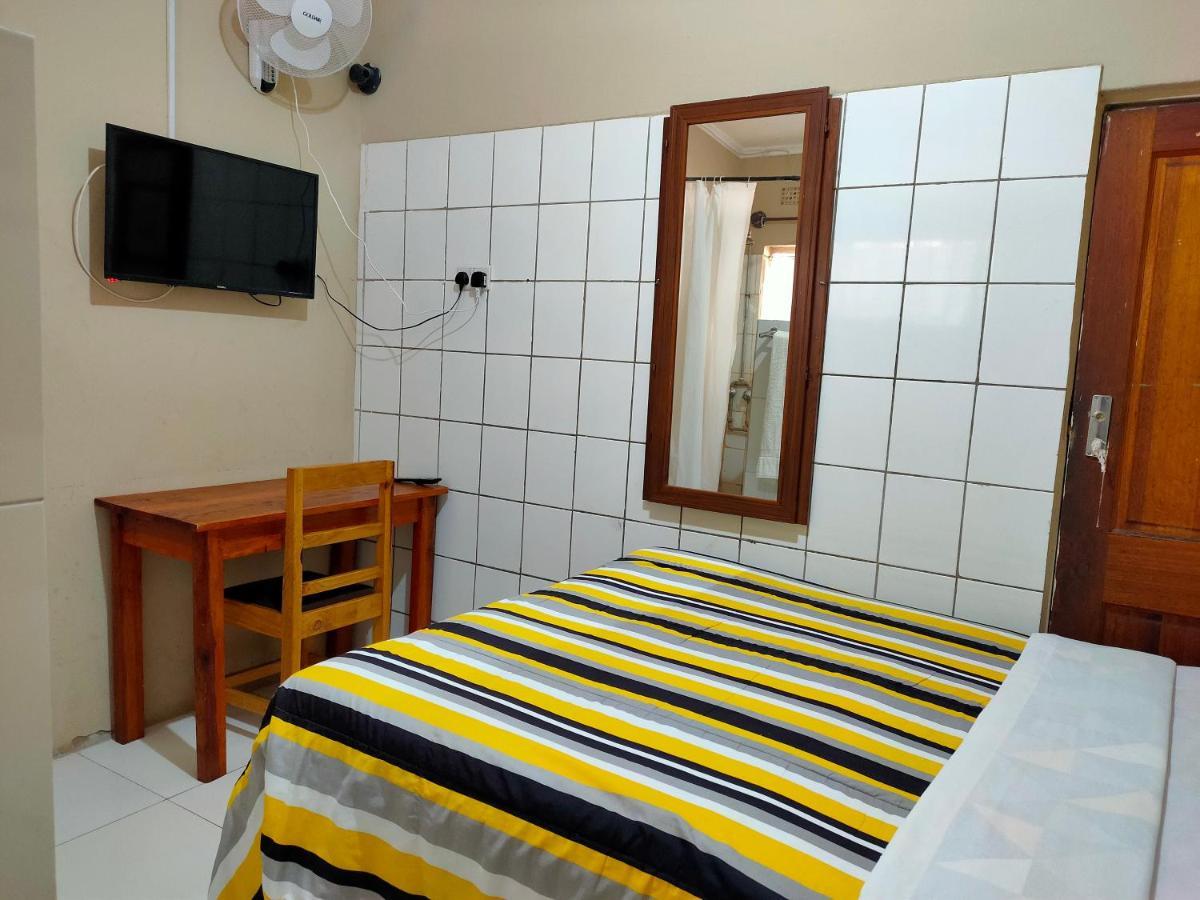 Golden Days Lodge Livingstone Ngoại thất bức ảnh