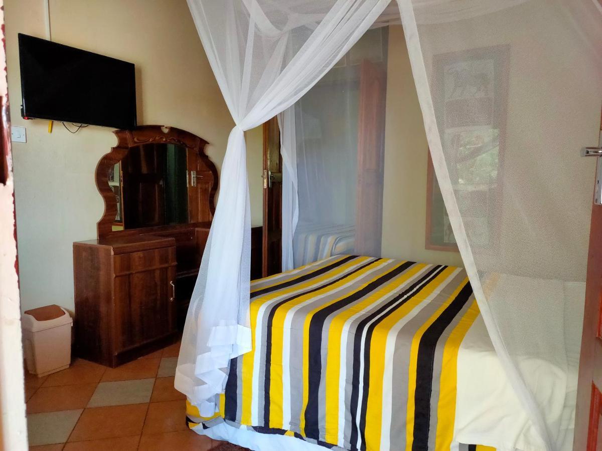 Golden Days Lodge Livingstone Ngoại thất bức ảnh