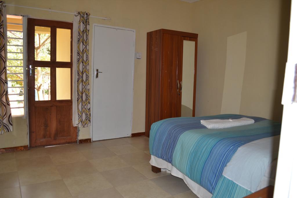 Golden Days Lodge Livingstone Ngoại thất bức ảnh