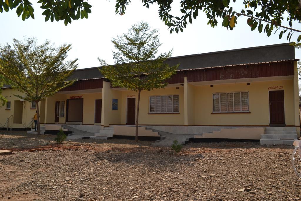 Golden Days Lodge Livingstone Ngoại thất bức ảnh